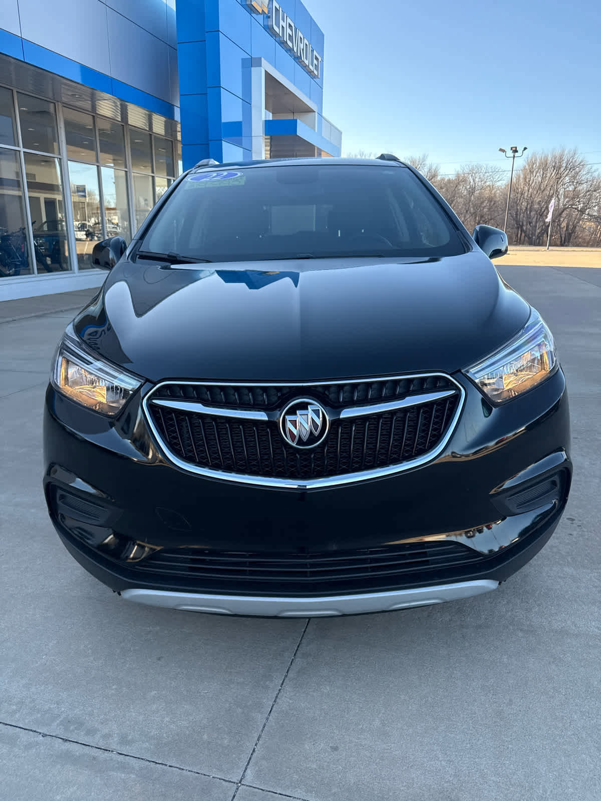 Used 2022 Buick Encore Preferred w/ Safety Package image 3