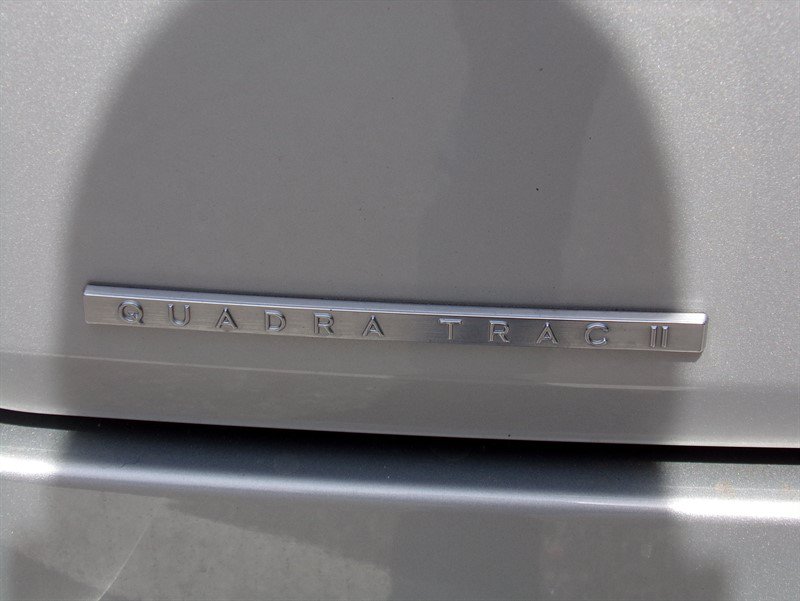 Used 2023 Jeep Wagoneer Series III w/ Convenience Group I AWD/4WD image 11