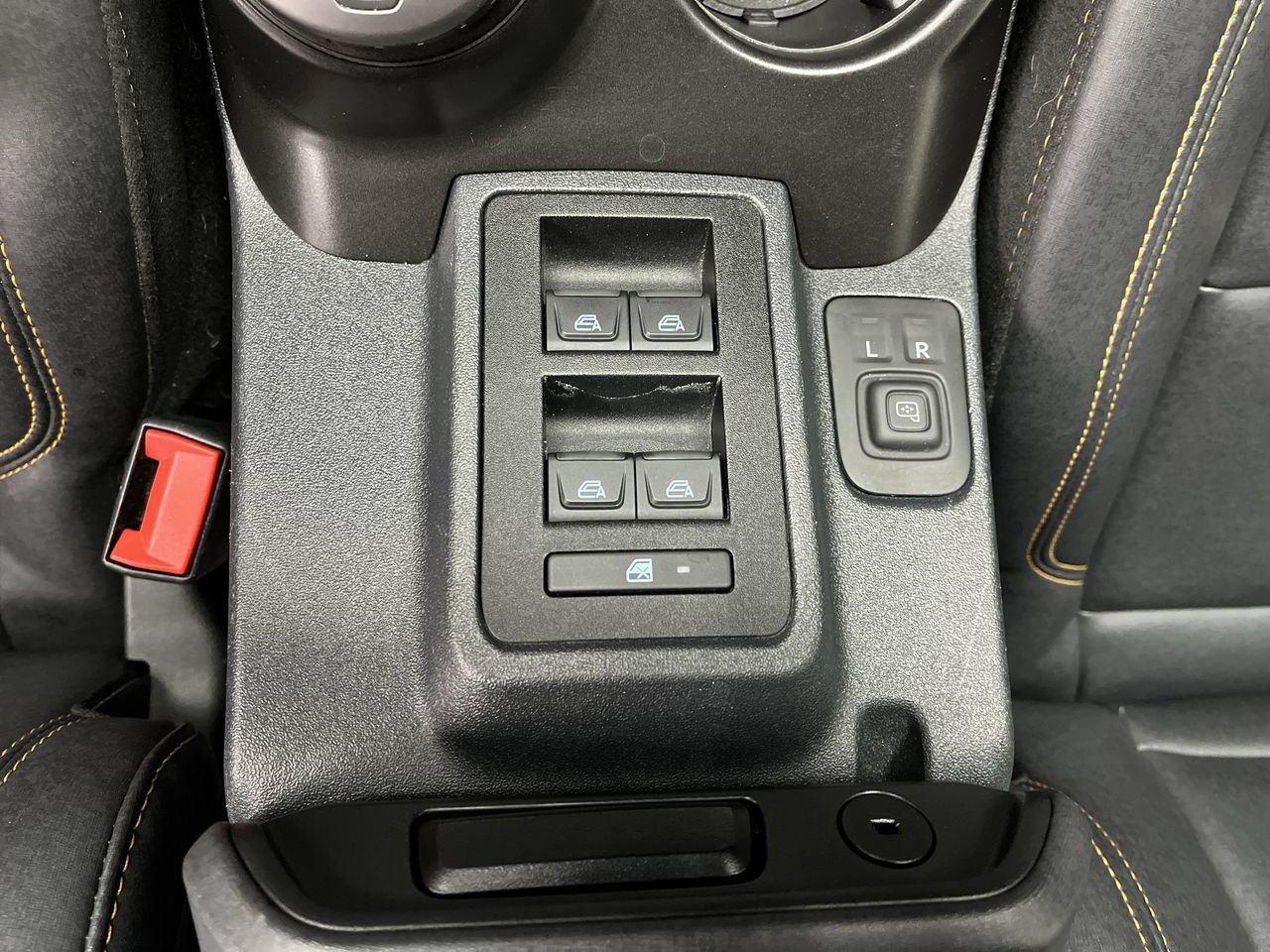 Used 2023 Ford Bronco Badlands AWD/4WD image 8