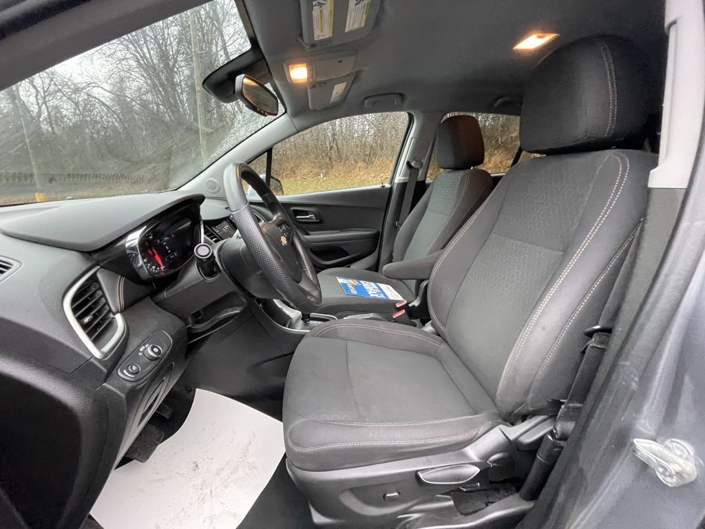 Certified 2020 Chevrolet Trax LS w/ Tint and Cruise Package image 20