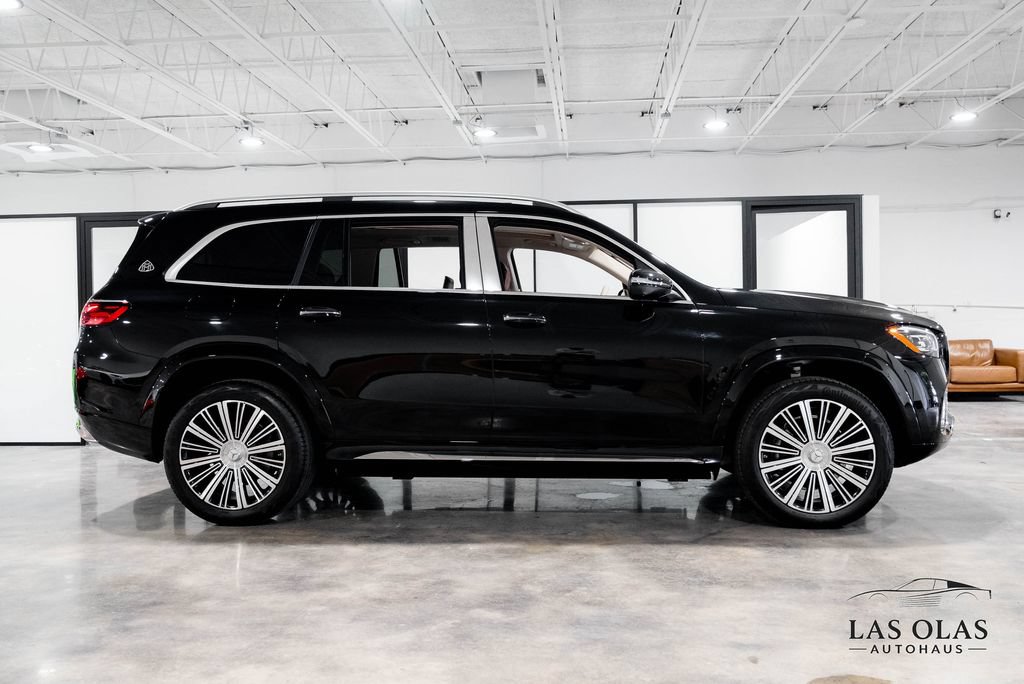 Used 2026 Mercedes-Benz Maybach GLS 600 4MATIC image 1