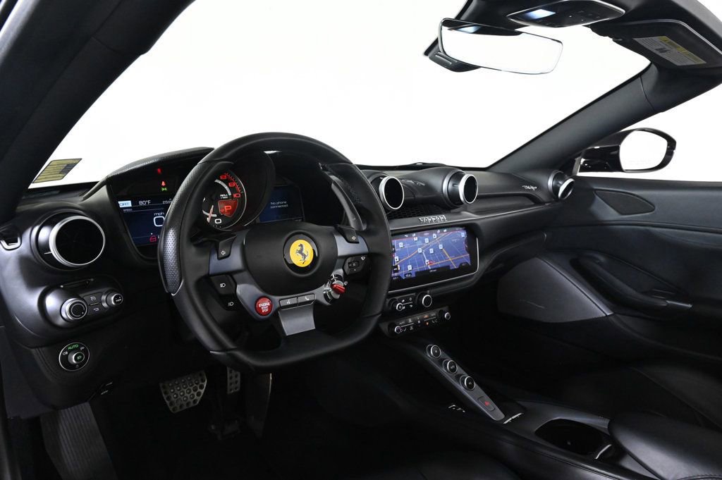 Certified 2019 Ferrari Portofino image 3