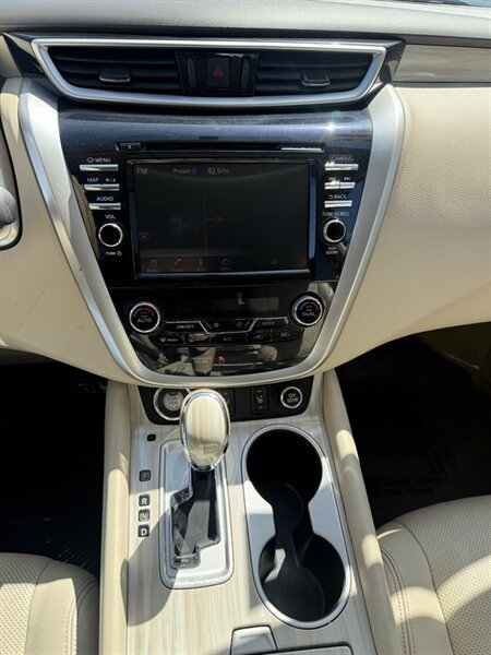 Used 2015 Nissan Murano SL w/ SL Technology Package AWD/4WD image 12