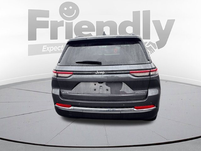 Used 2023 Jeep Grand Cherokee Limited AWD/4WD image 6