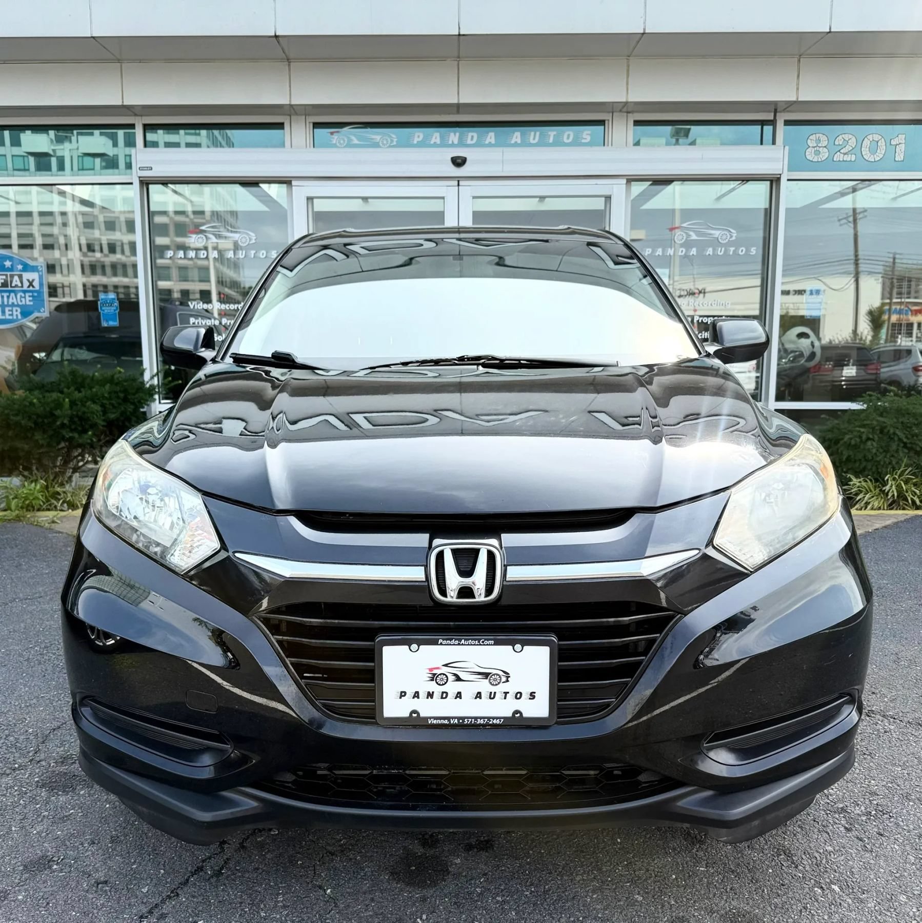 Used 2016 Honda HR-V LX image 2