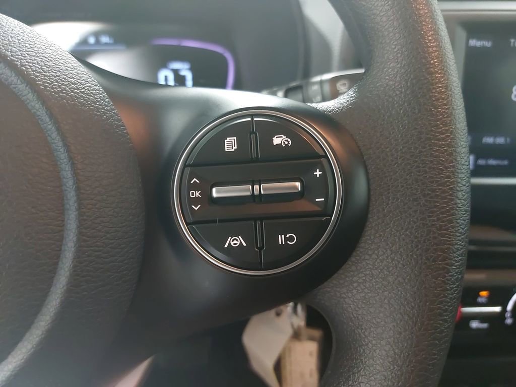 Used 2025 Kia Soul LX w/ LX Technology Package image 17