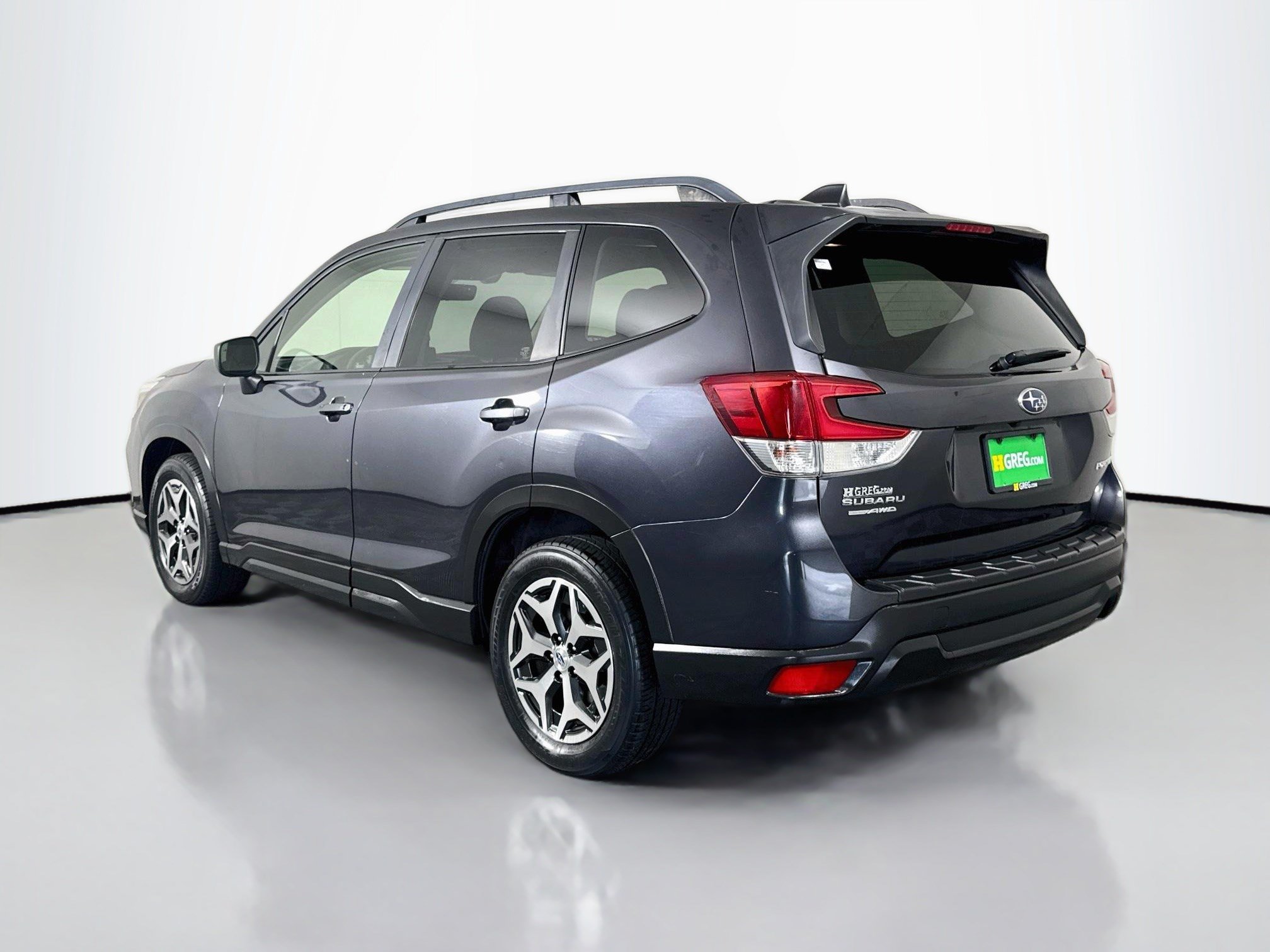 Used 2019 Subaru Forester Premium AWD/4WD image 7