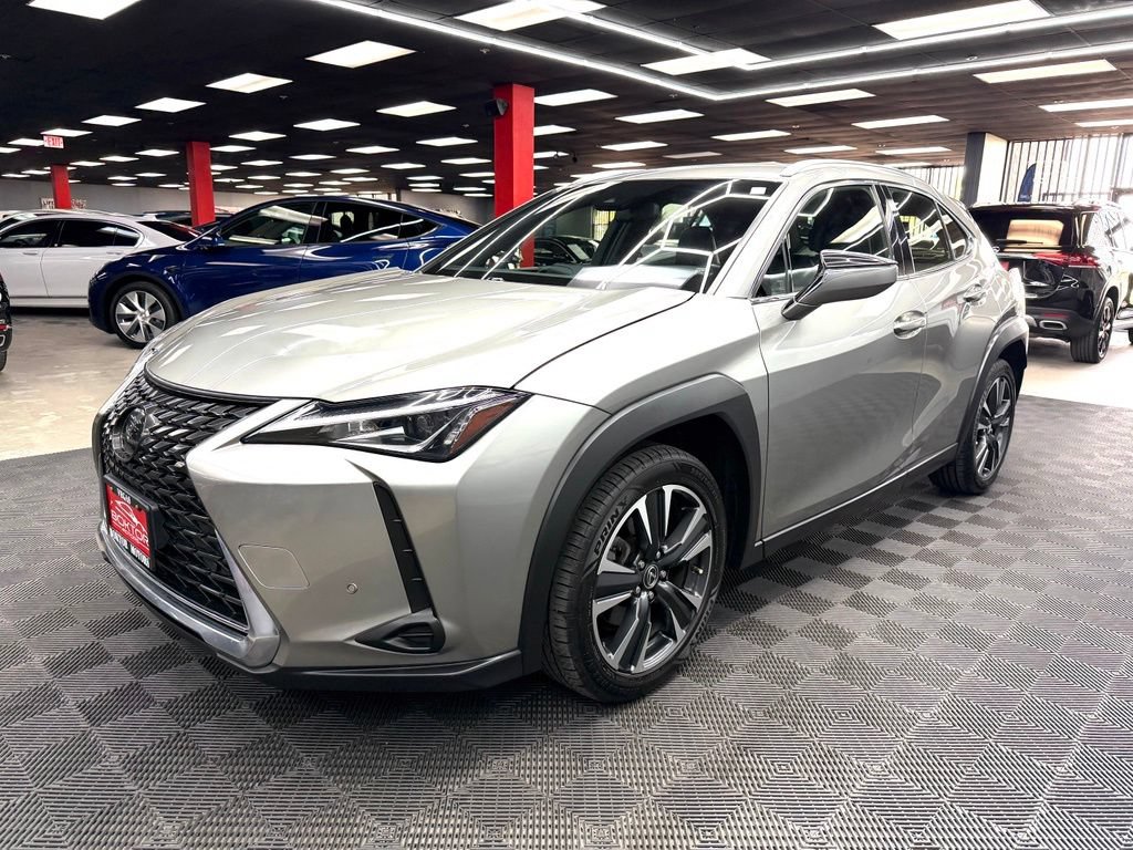 Used 2021 Lexus UX 200 w/ Accessory Package (Z1) FWD image 7
