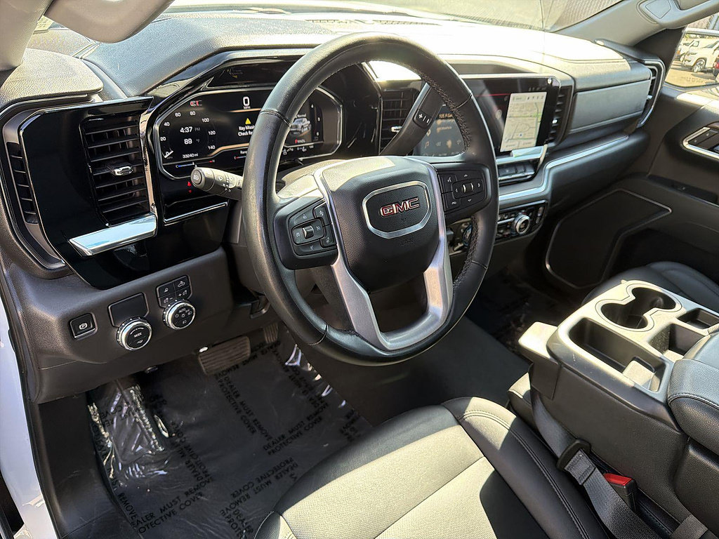 Used 2025 GMC Sierra 1500 SLT RWD image 9