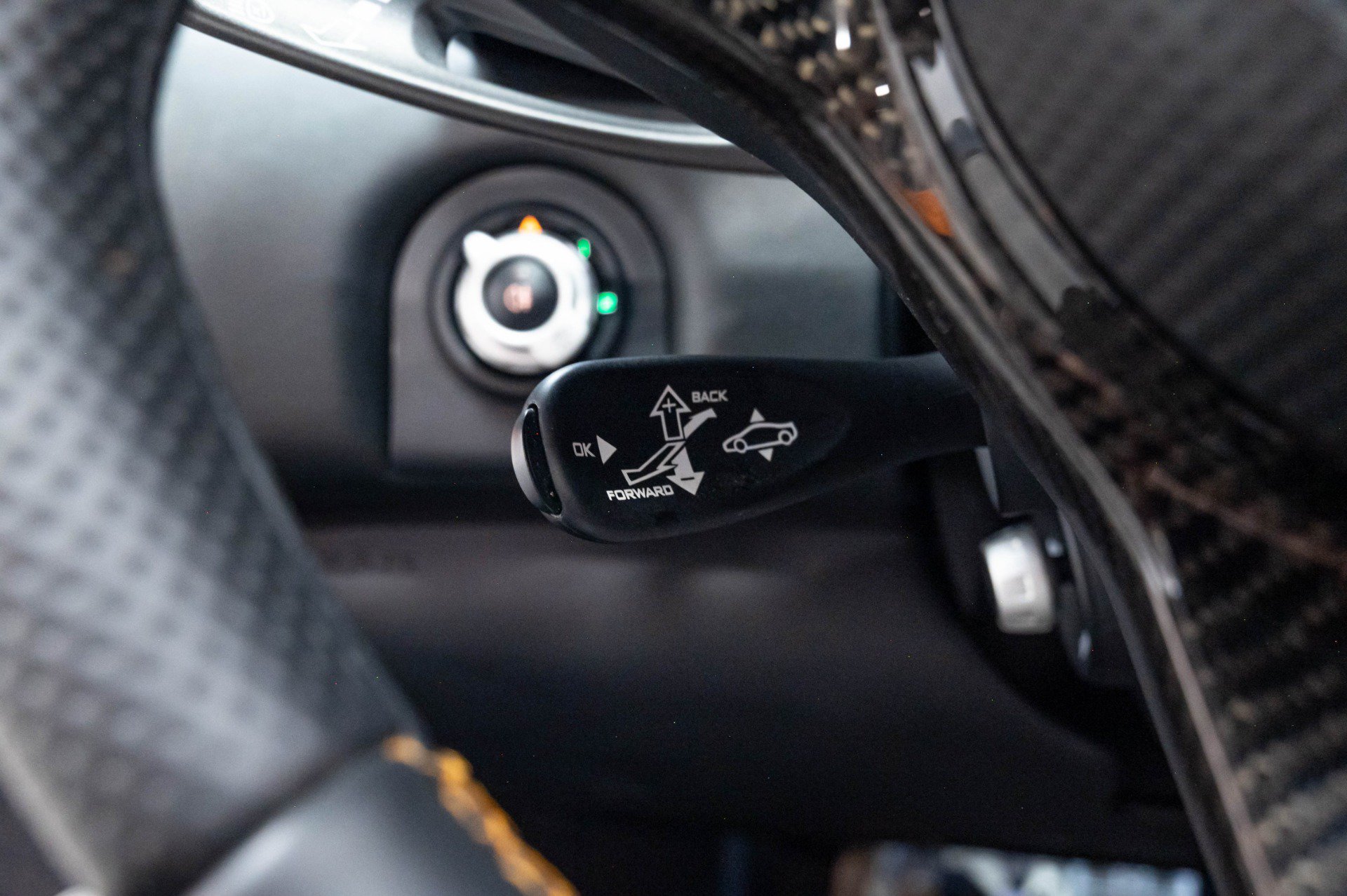 Used 2015 McLaren 650S Spider RWD image 15