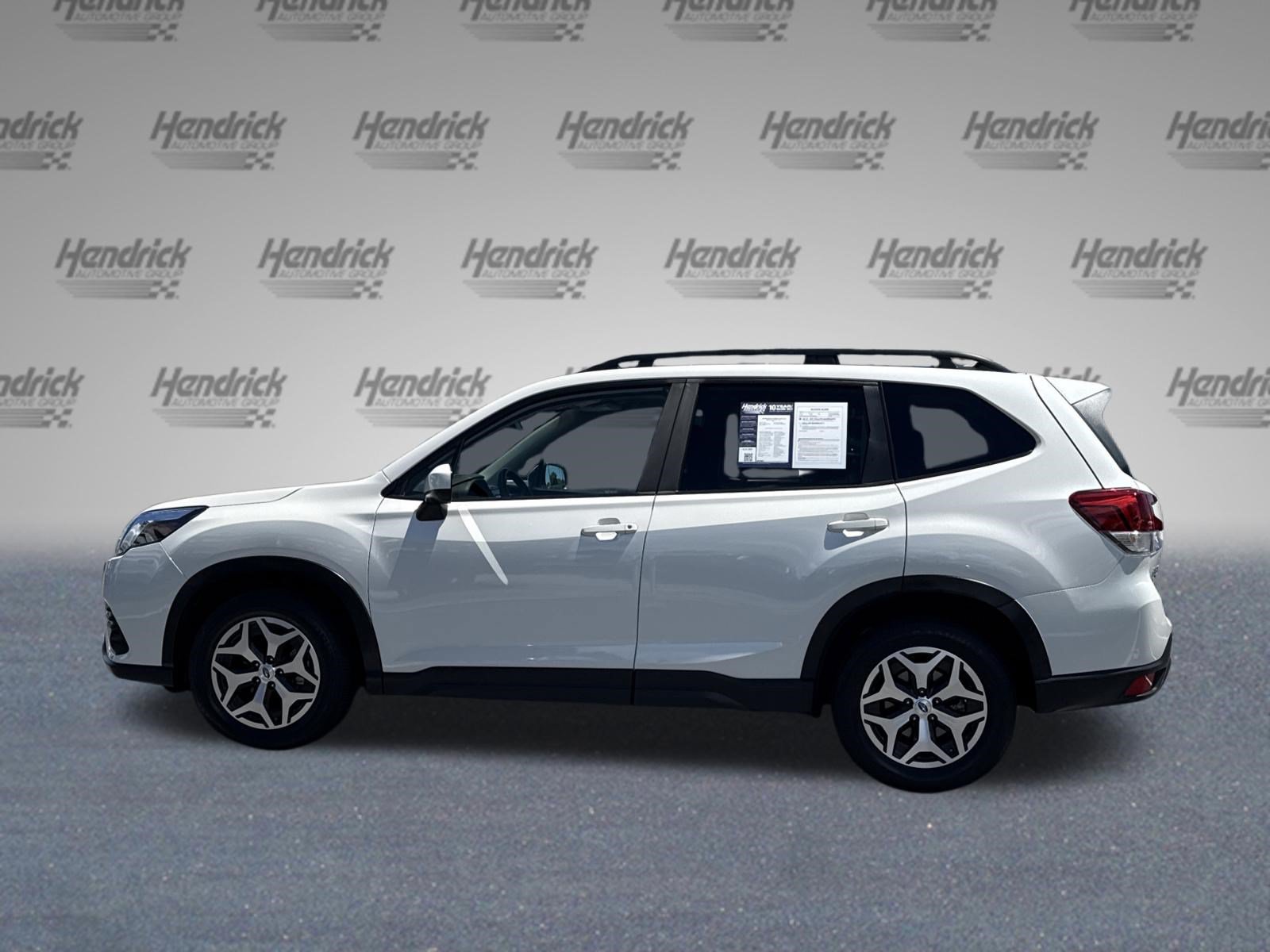 Used 2022 Subaru Forester Premium AWD/4WD image 6