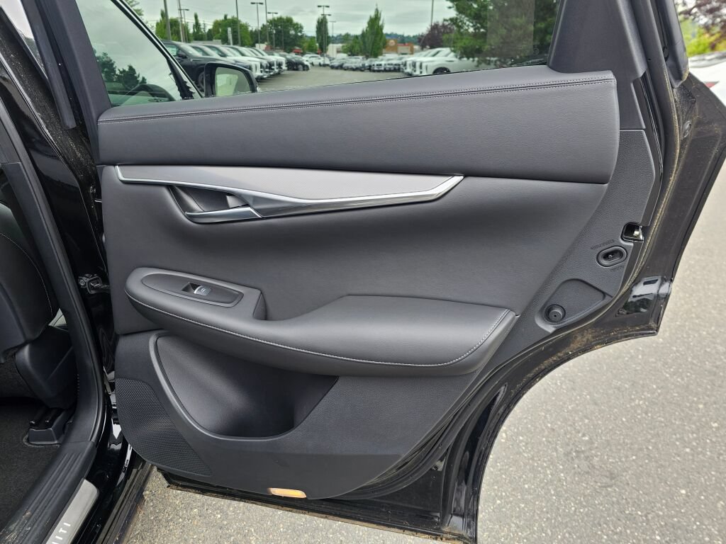 Used 2024 INFINITI QX50 Luxe AWD/4WD image 14