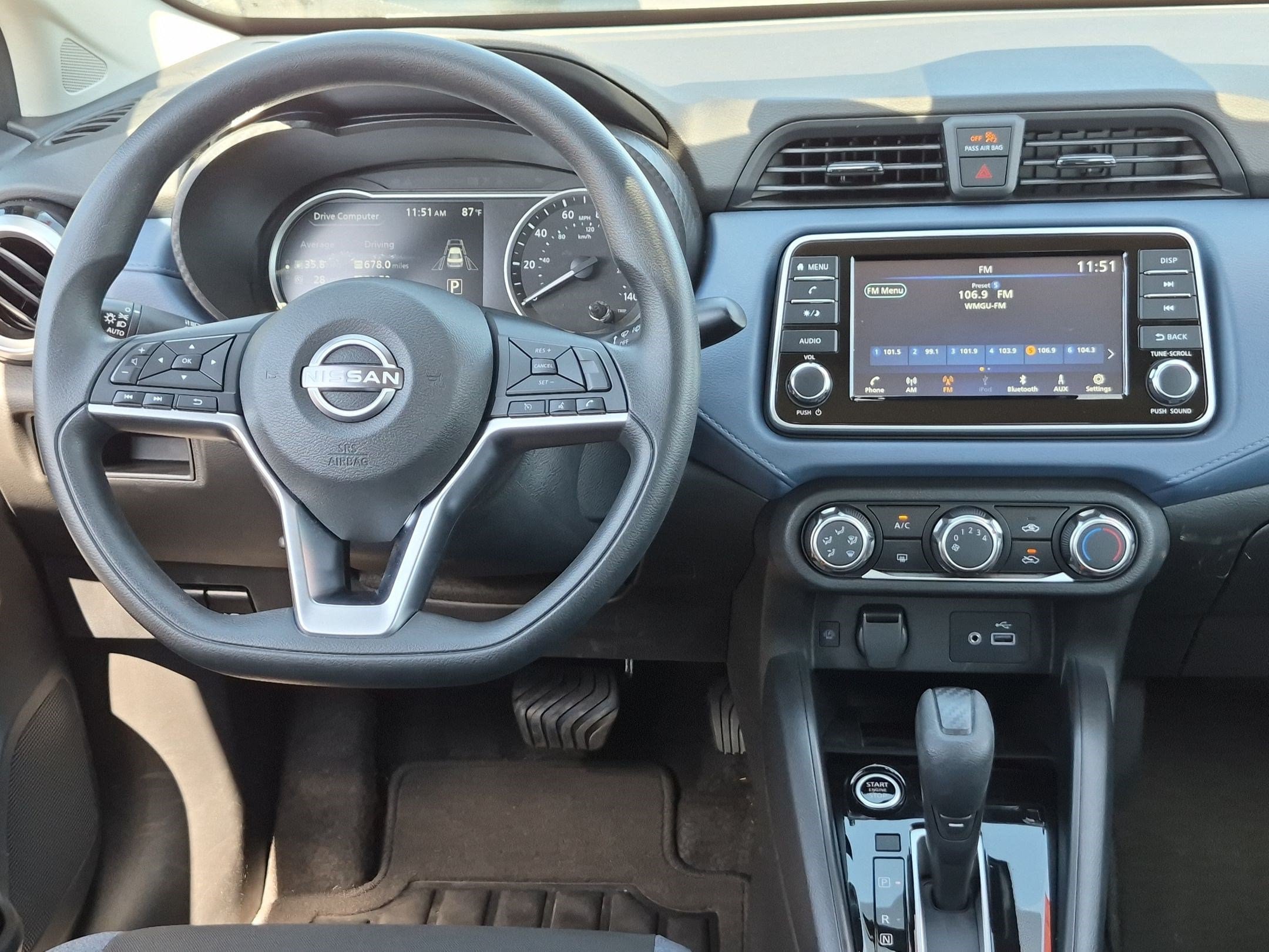Used 2025 Nissan Versa SV w/ Trunk Package FWD image 30