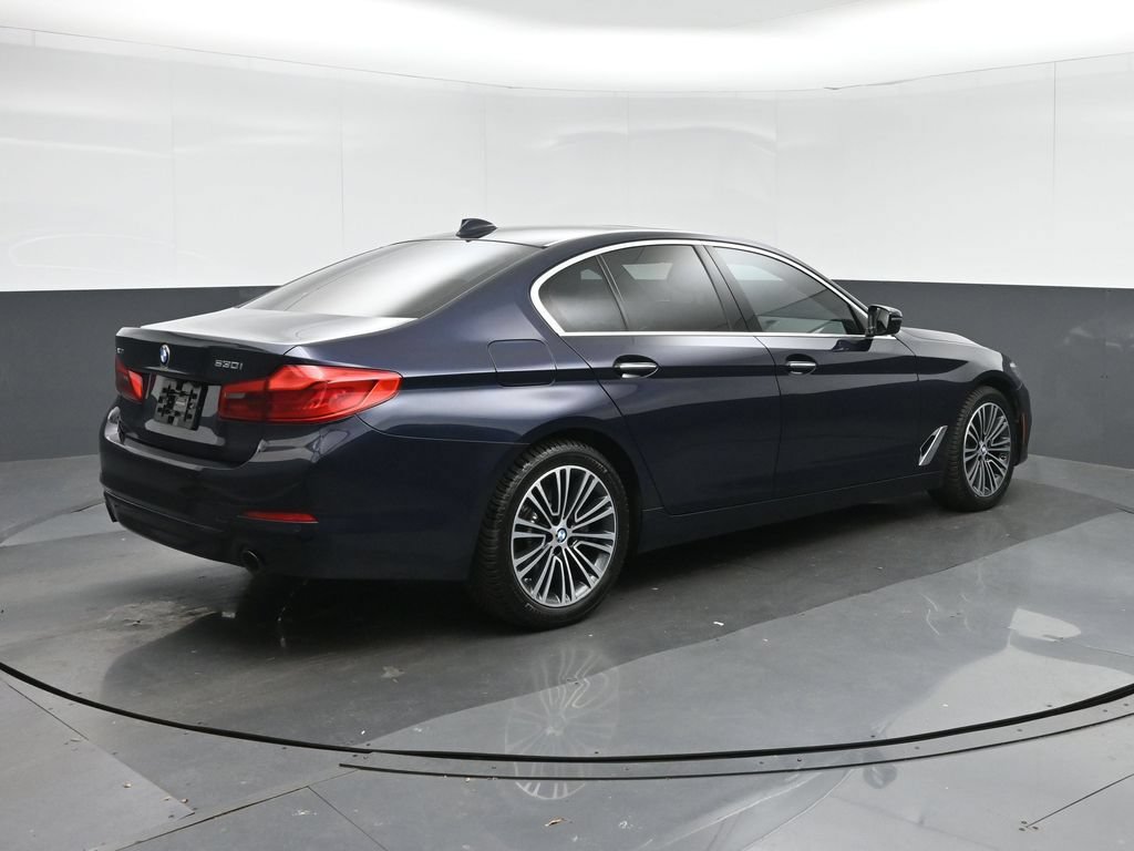 Used 2018 BMW 530i xDrive AWD/4WD image 7