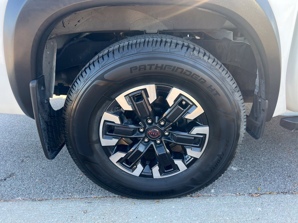 Used 2023 Nissan Frontier PRO-4X w/ Pro Convenience Package AWD/4WD image 21