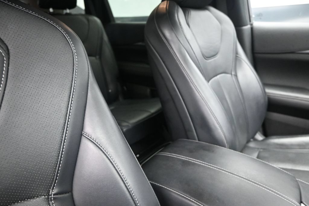 Certified 2023 INFINITI QX60 Luxe w/ Cargo Package FWD image 27