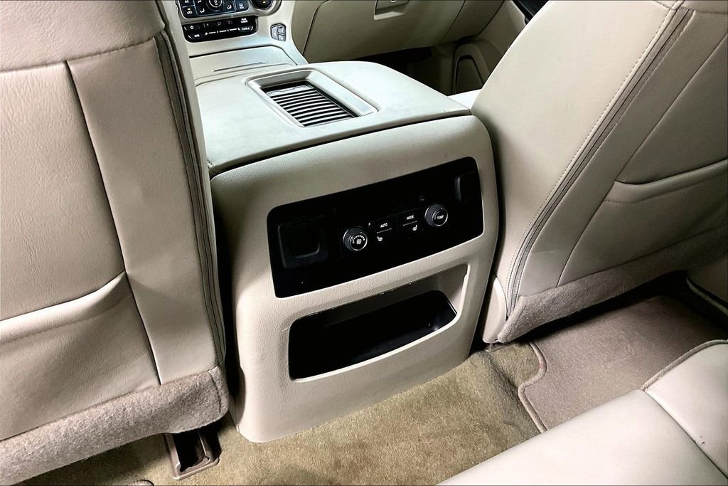 Used 2019 GMC Yukon Denali AWD/4WD image 29