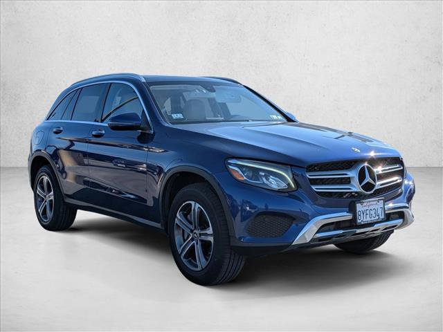 Used 2019 Mercedes-Benz GLC 350e 4MATIC image 3