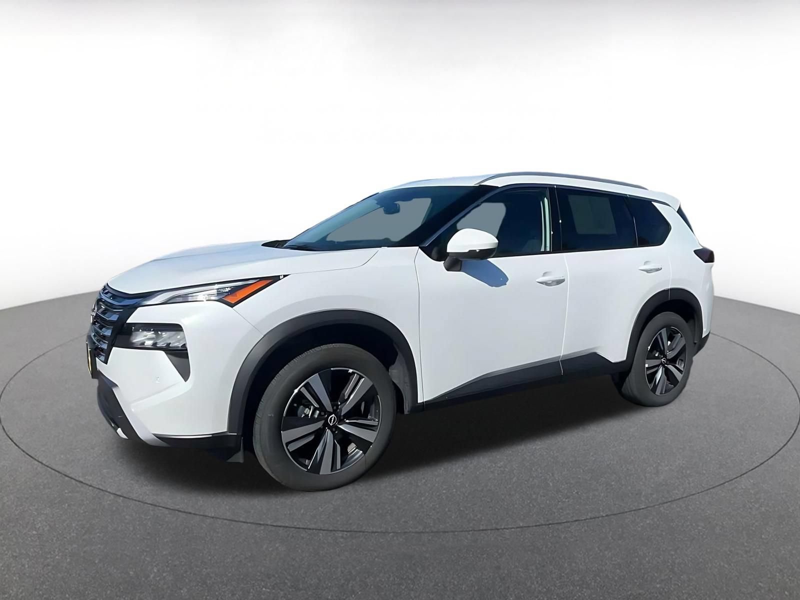 Used 2026 Nissan Rogue SL AWD/4WD image 6