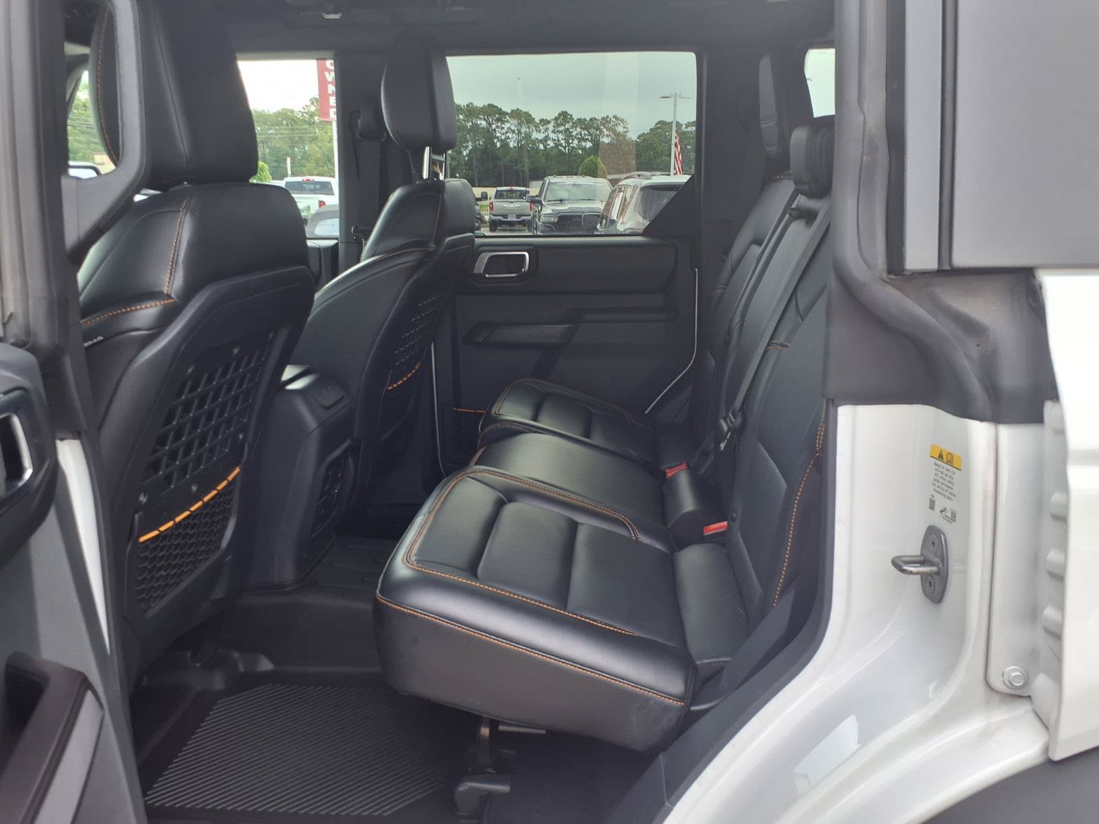 Used 2024 Ford Bronco Badlands AWD/4WD image 11