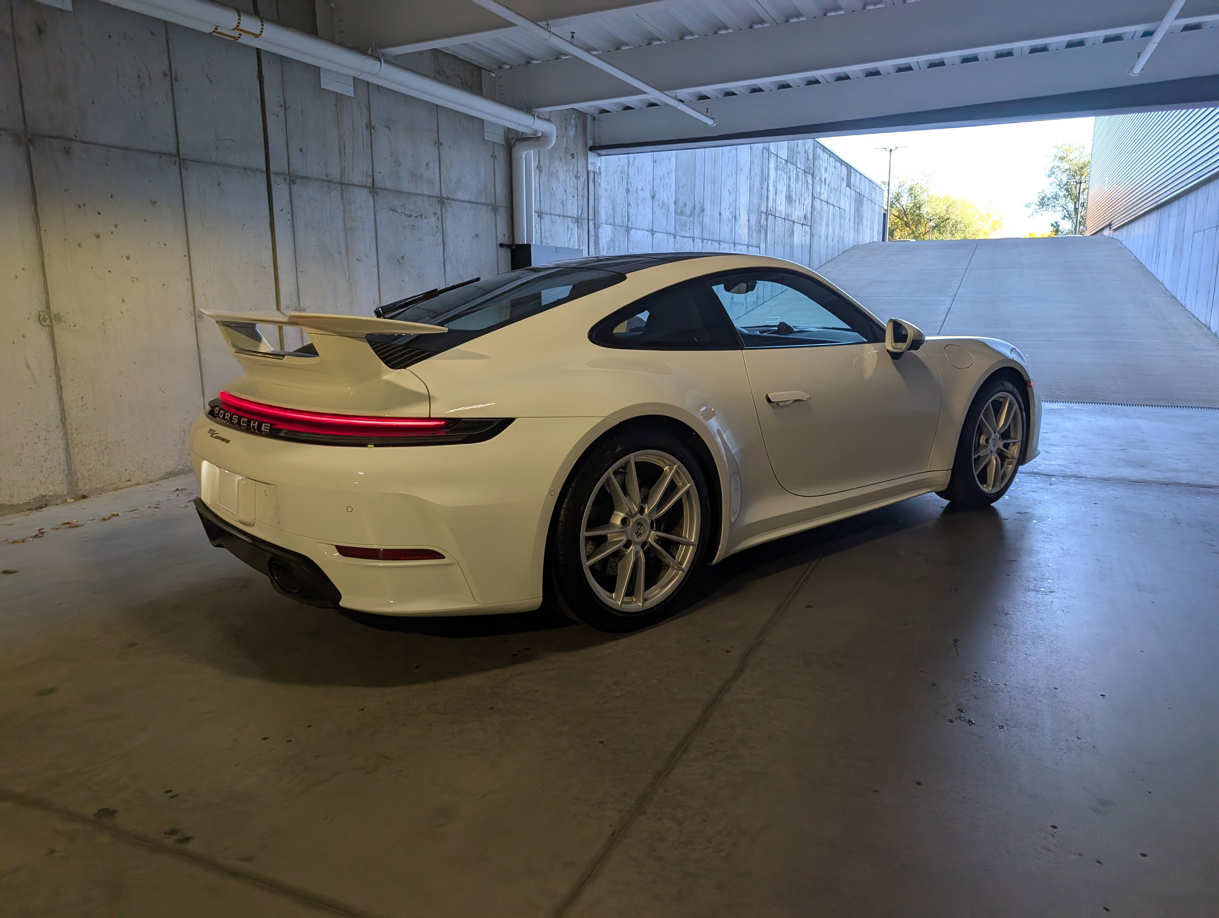 Certified 2025 Porsche 911 Carrera image 9