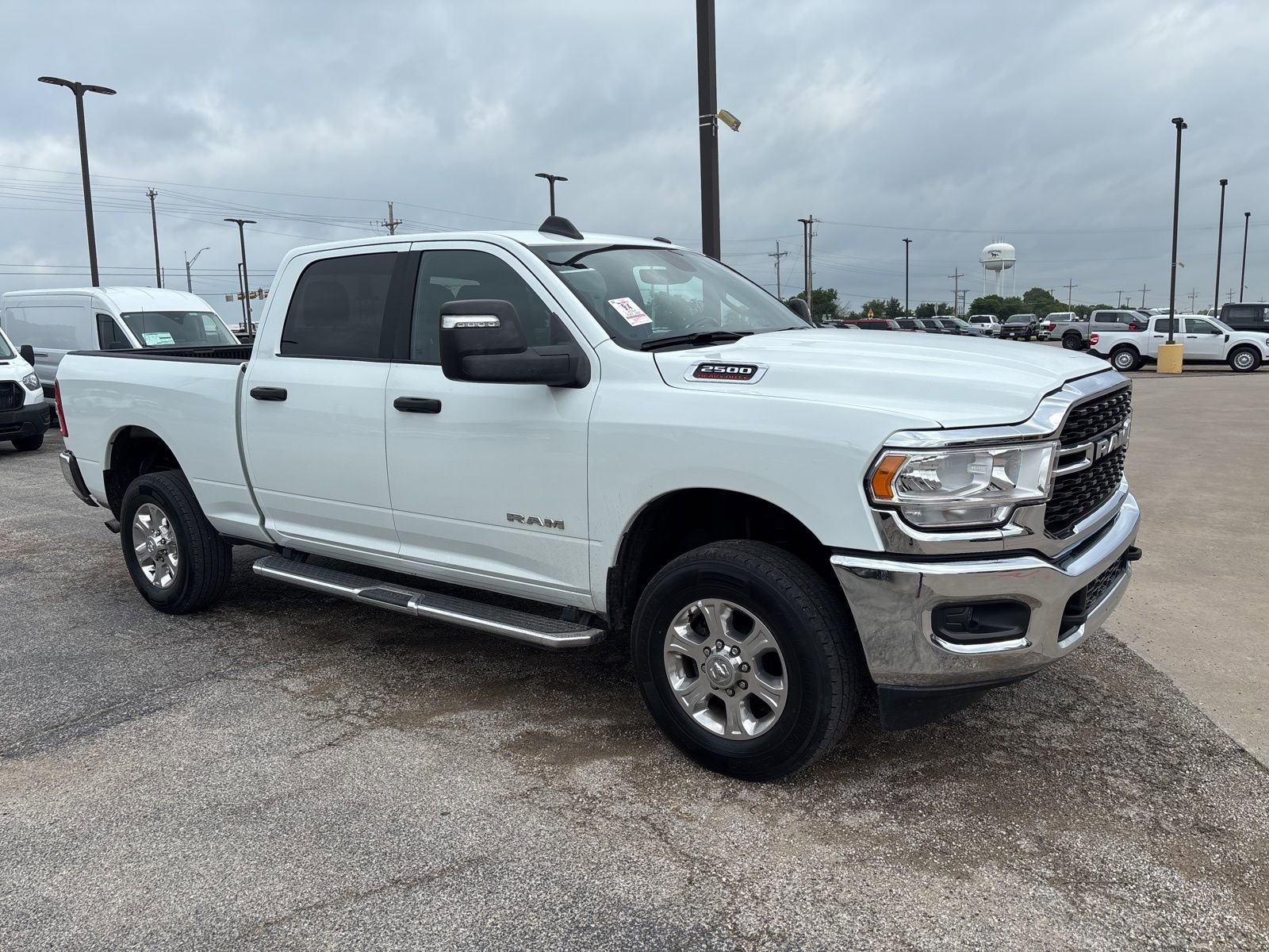 Used 2024 RAM 2500 Big Horn AWD/4WD image 5