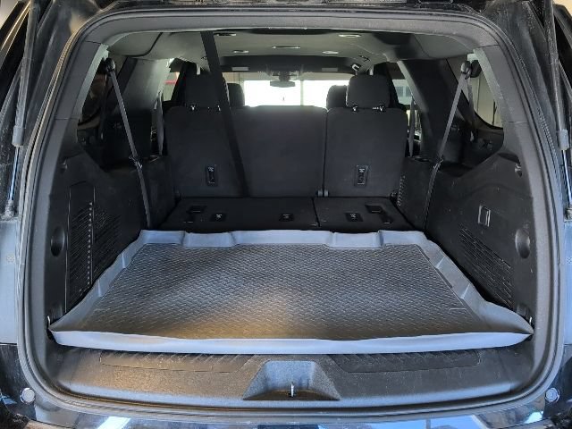 Used 2022 Chevrolet Suburban LS w/ Driver Alert Package AWD/4WD image 29
