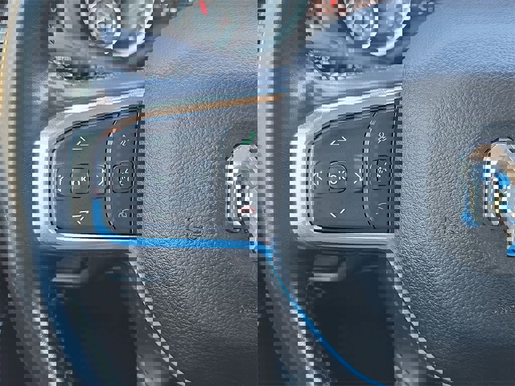 Used 2021 RAM 1500 Laramie w/ Off Road Group image 15