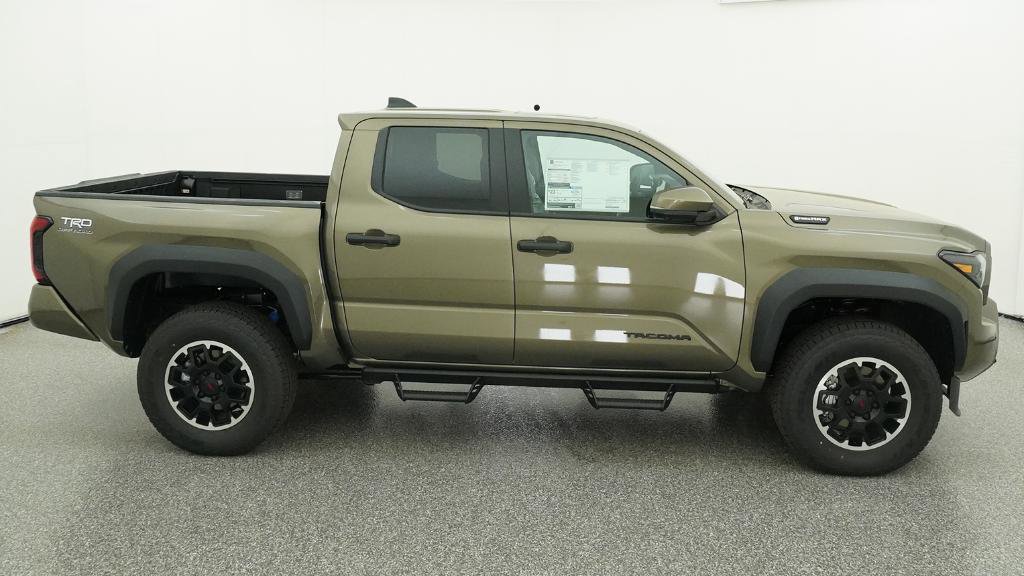 New 2026 Toyota Tacoma TRD Off-Road AWD/4WD image 24