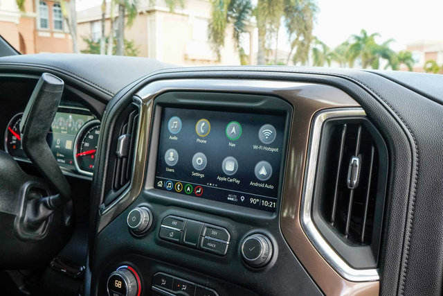 Used 2019 Chevrolet Silverado 1500 High Country w/ Technology Package AWD/4WD image 72