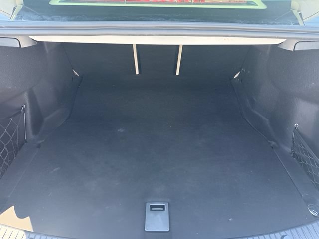 Used 2017 Mercedes-Benz C 300 4MATIC Sedan image 9