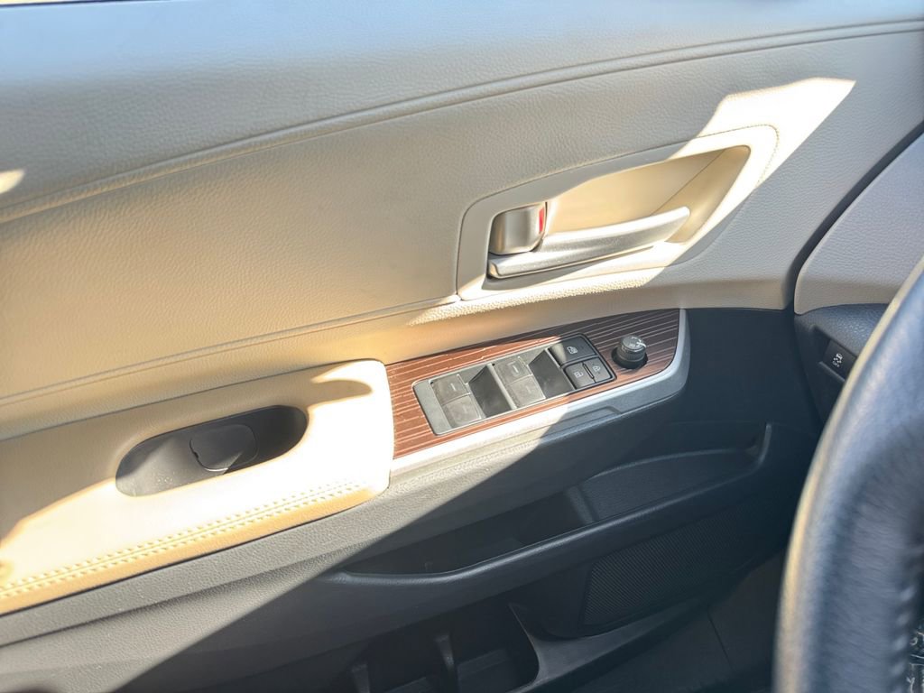 Certified 2023 Toyota Sienna XLE w/ XLE Plus Package image 16