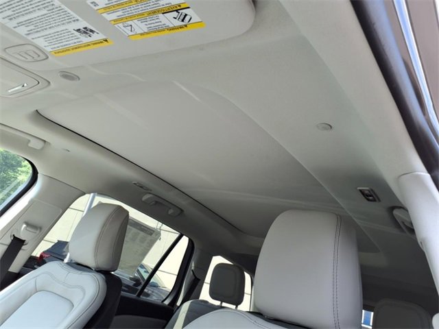 New 2025 Lincoln Aviator Reserve w/ Illumination Package image 12