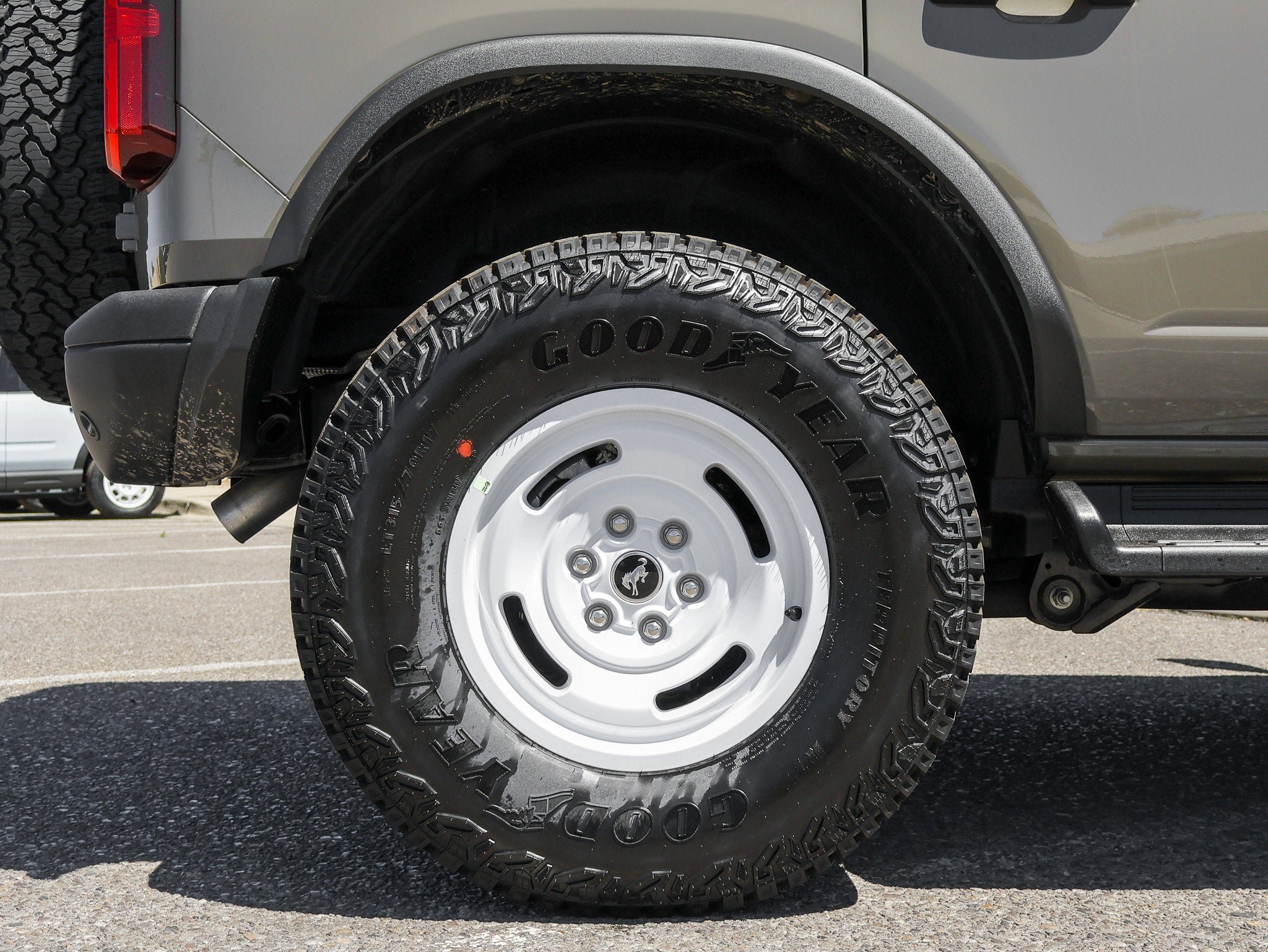 New 2026 Ford Bronco Heritage Edition AWD/4WD image 12