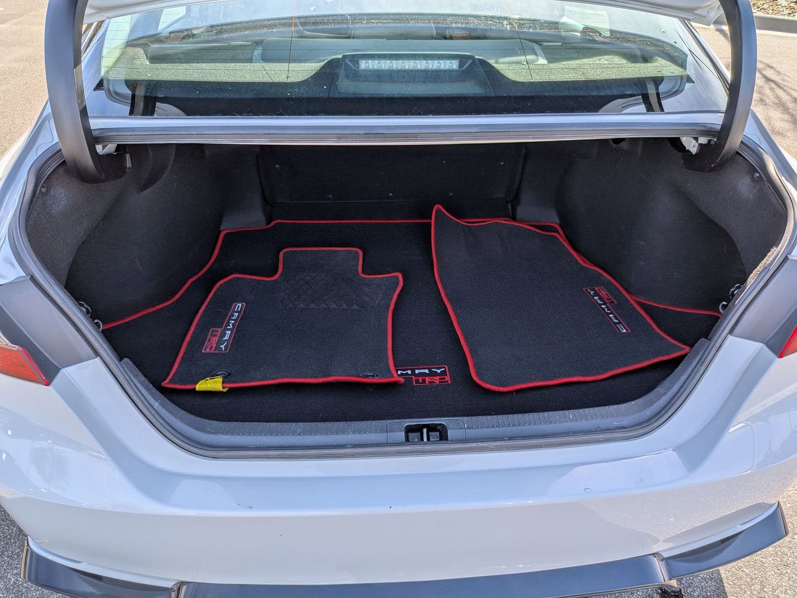 Used 2021 Toyota Camry TRD w/ TRD Package w/JBL Audio image 31