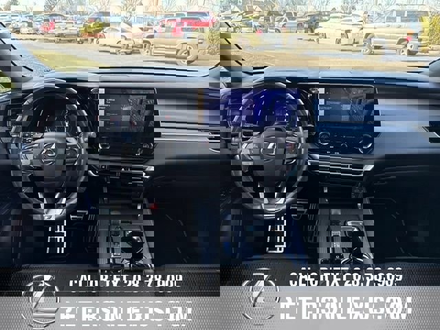 Used 2023 Lexus RX 500h F Sport image 16