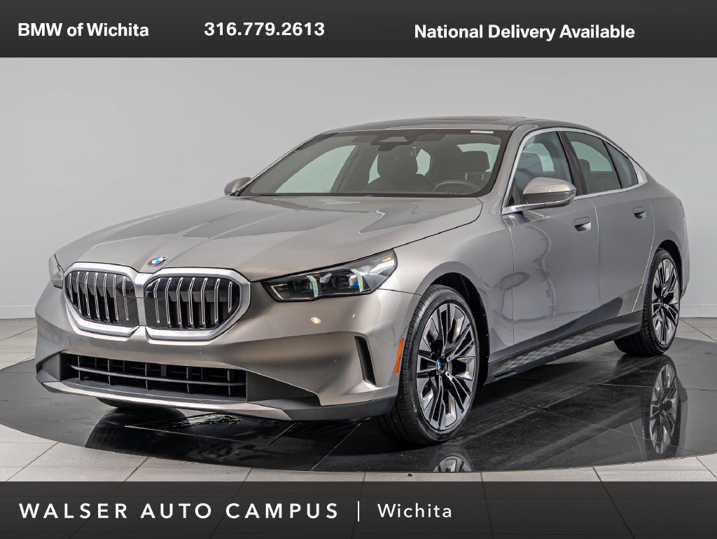 Certified 2025 BMW 530i xDrive w/ Premium Package AWD/4WD image 1