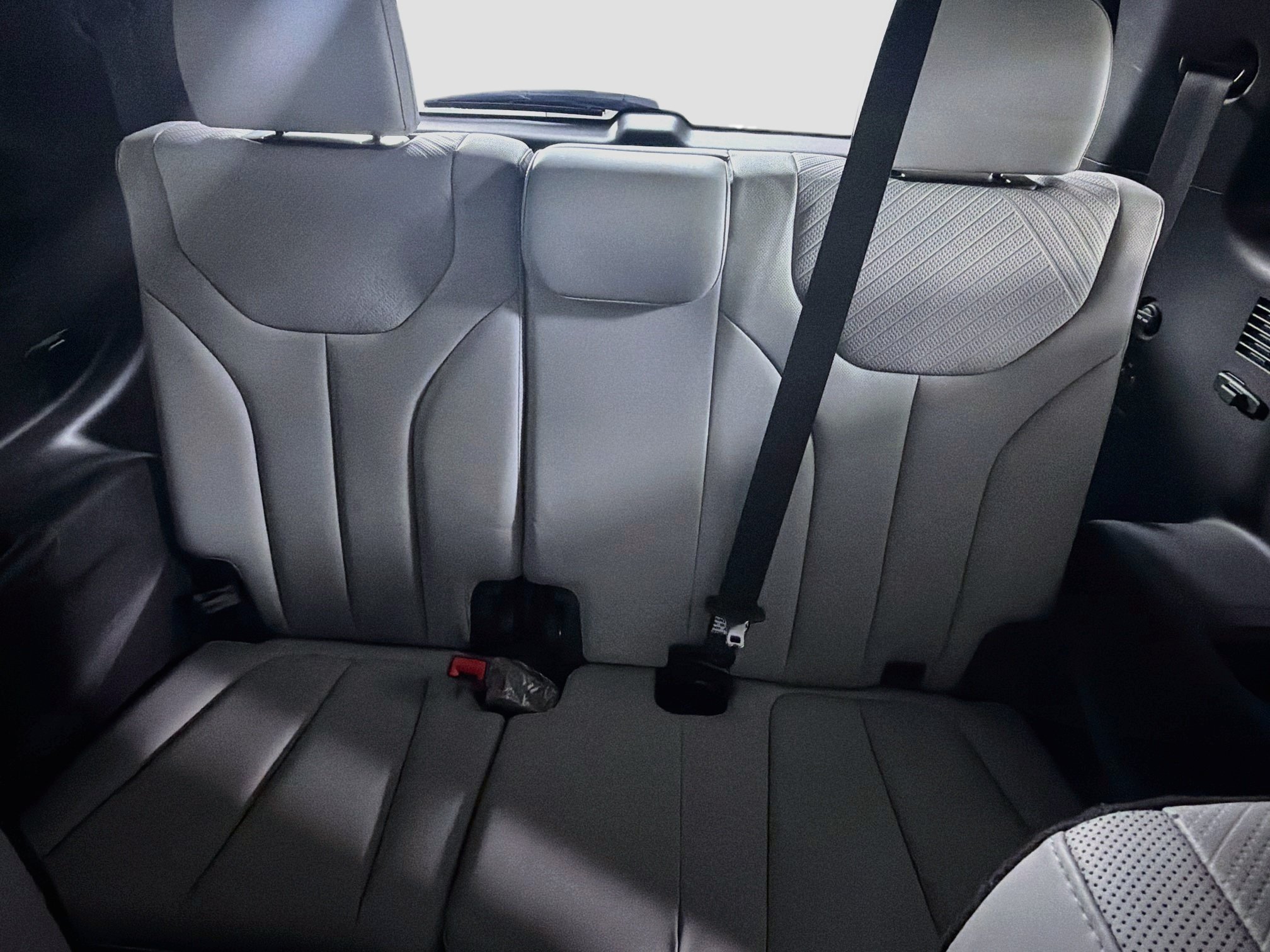 Used 2025 Hyundai Palisade SEL FWD image 28