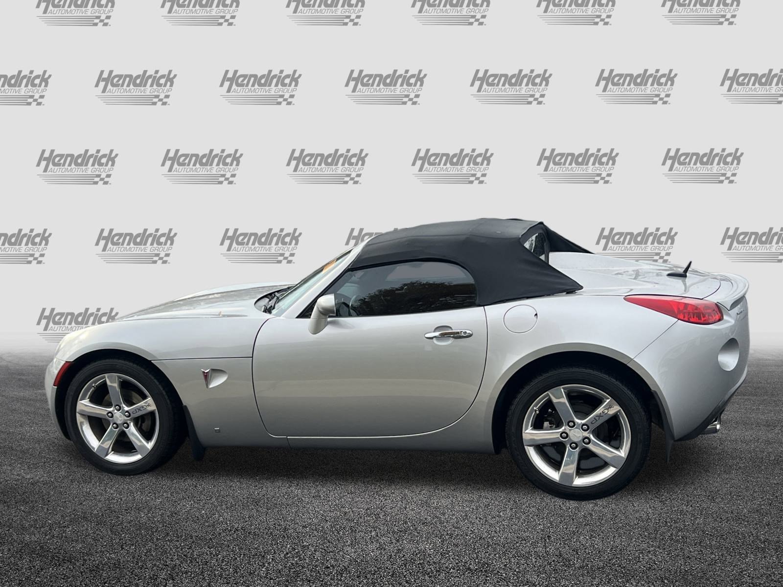 Used 2008 Pontiac Solstice GXP w/ Premium Package image 7