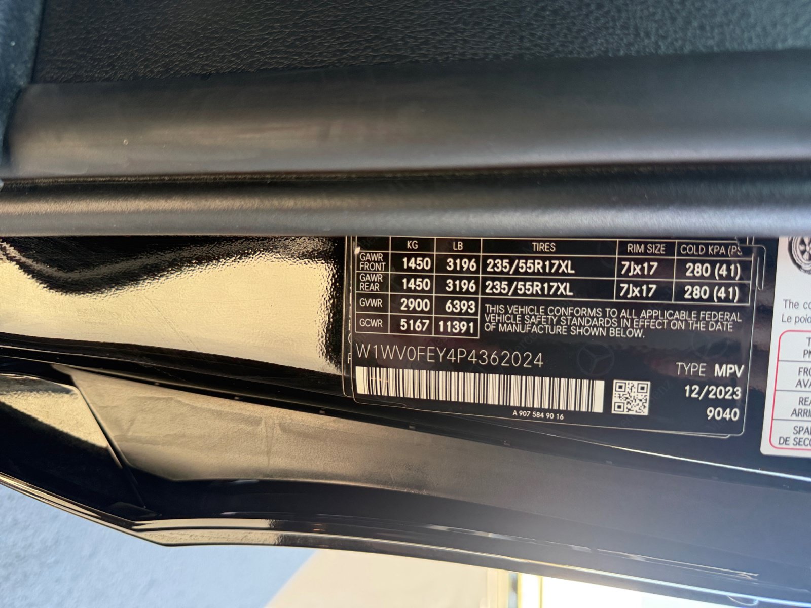 Used 2023 Mercedes-Benz Metris Passenger image 25