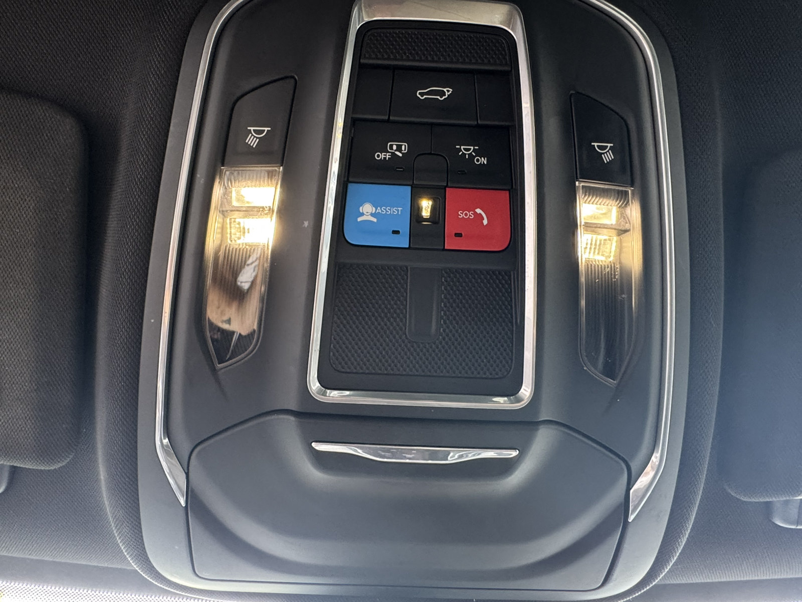 Used 2022 Jeep Grand Cherokee L Laredo AWD/4WD image 25