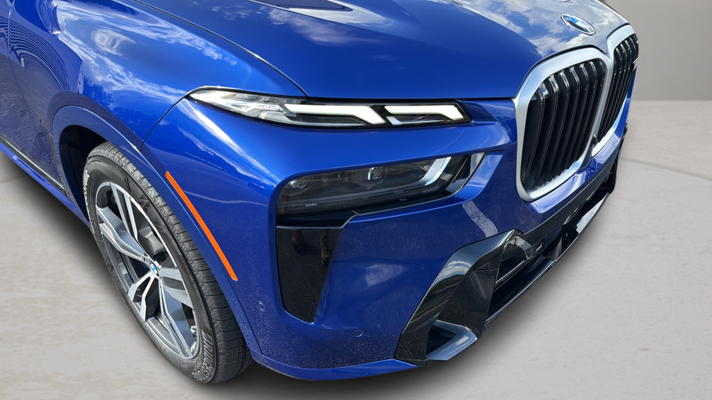 Used 2026 BMW X7 M60i AWD/4WD image 11