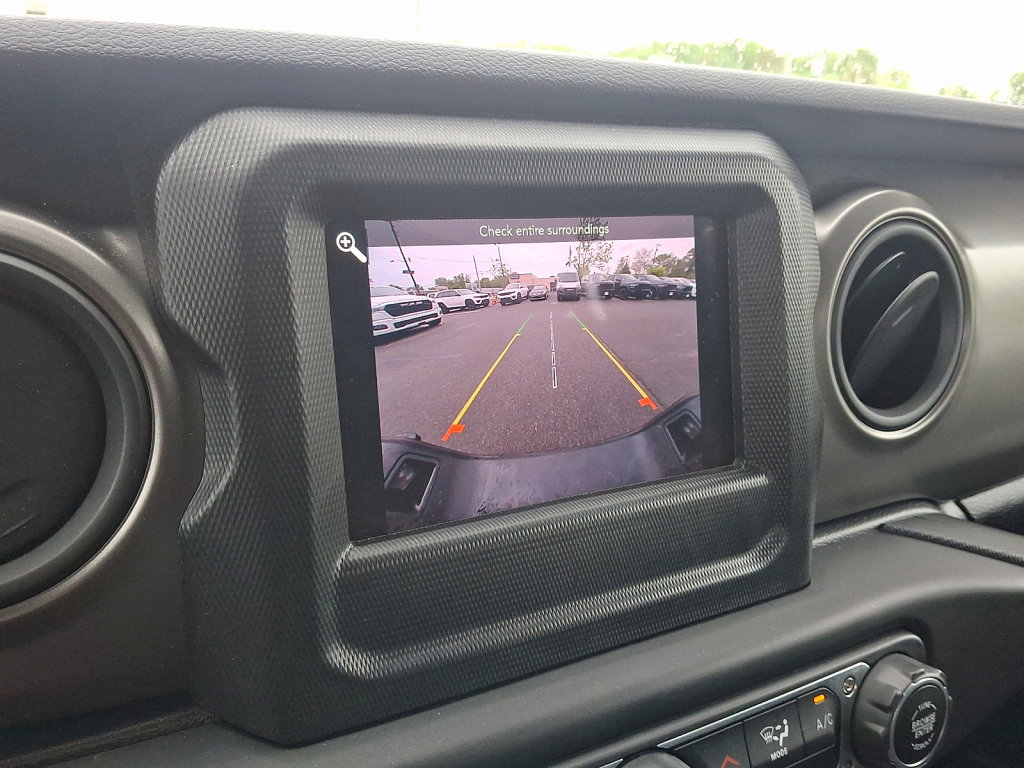 Used 2023 Jeep Gladiator Sport w/ Trailer Tow Package AWD/4WD image 27