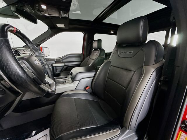 Certified 2018 Ford F150 Raptor w/ Equipment Group 802A Luxury image 22