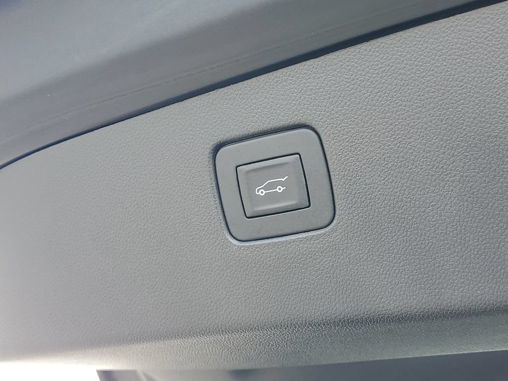 Certified 2025 Buick Envista Preferred w/ Convenience I Package FWD image 8
