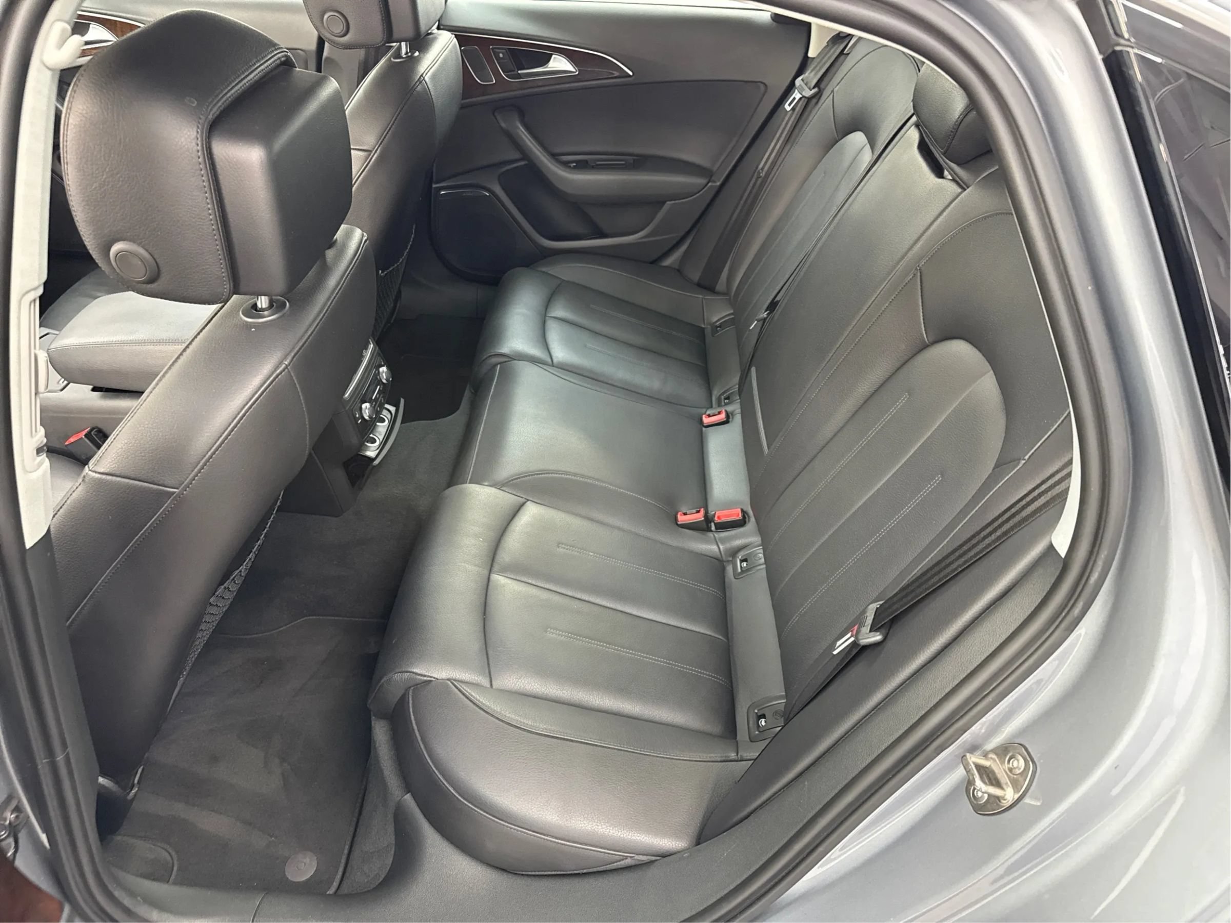 Used 2018 Audi A6 3.0T Premium Plus w/ Premium Plus Package AWD/4WD image 14