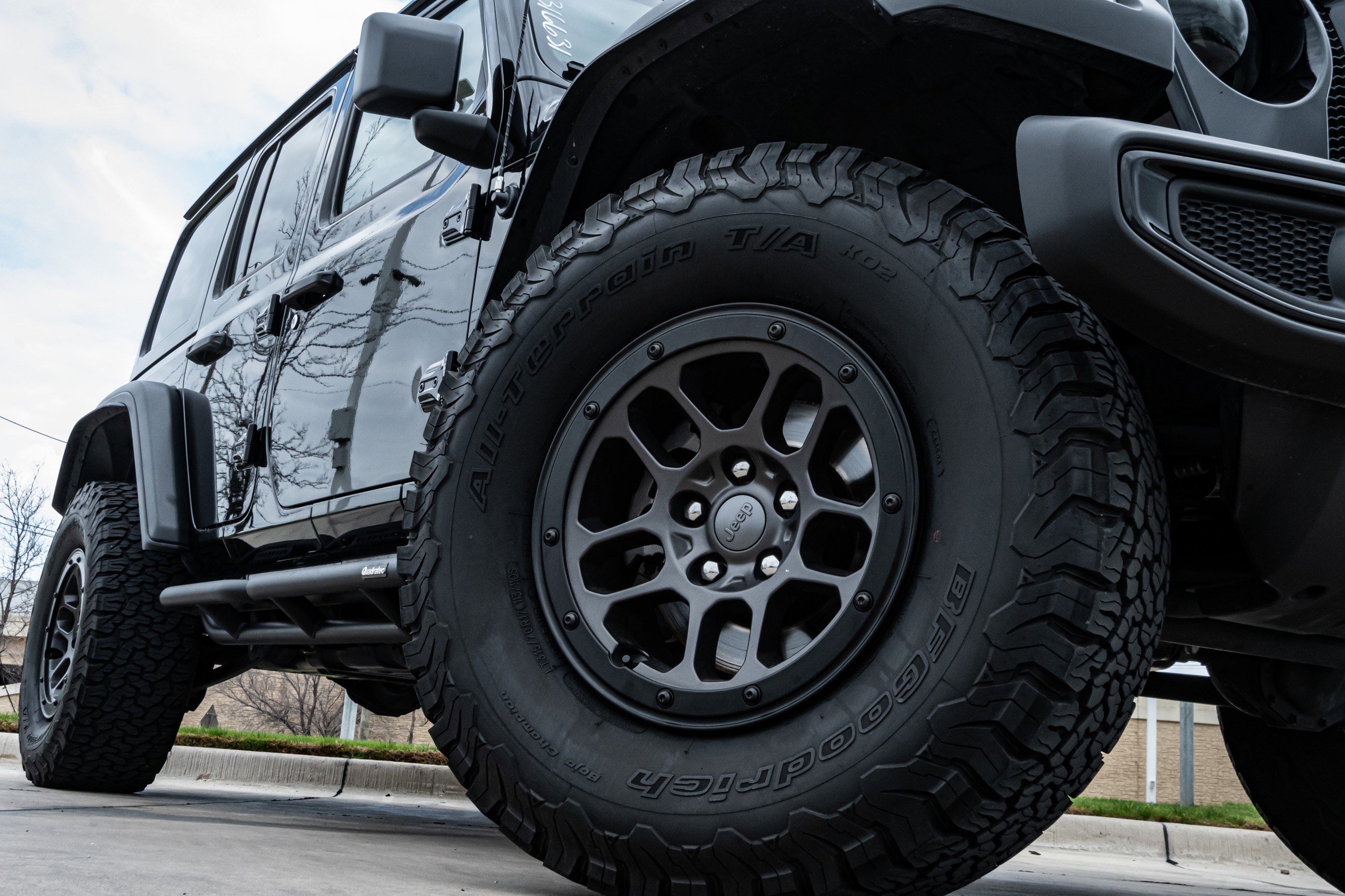 Used 2023 Jeep Wrangler Unlimited Sport image 9