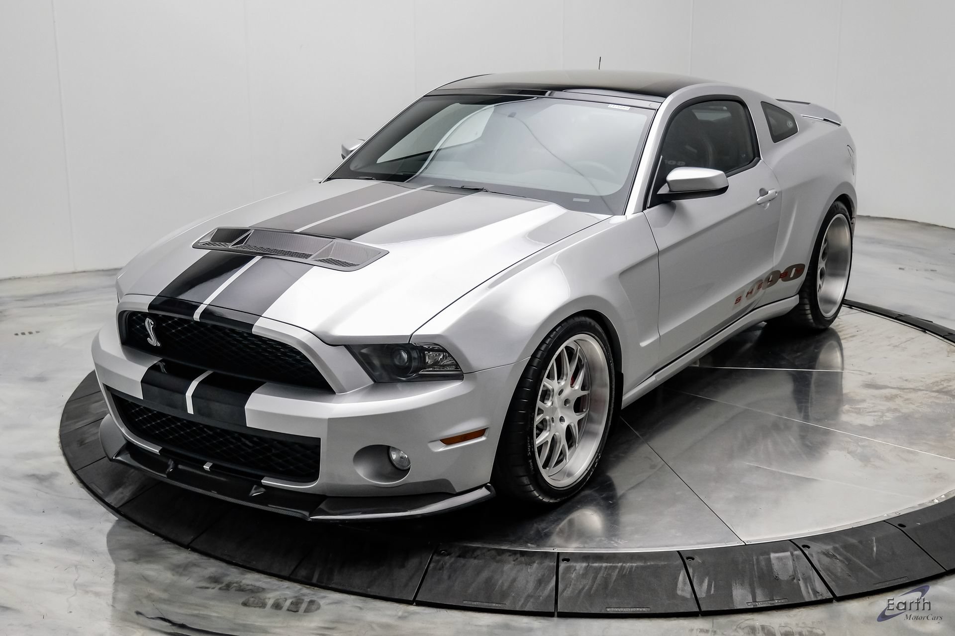 Used 2012 Ford Mustang Shelby GT500 w/ SVT Performance Pkg RWD image 7