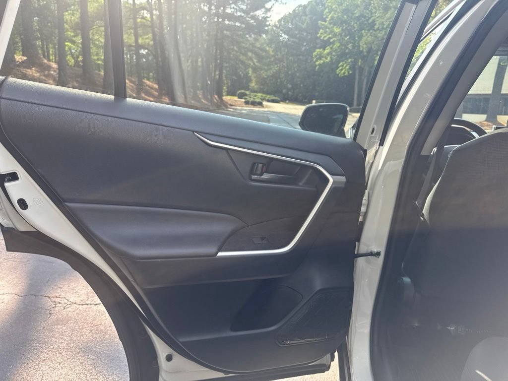 Used 2023 Toyota RAV4 LE FWD image 18