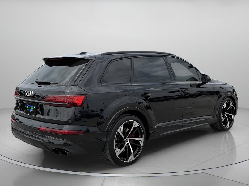 Used 2024 Audi SQ7 Premium Plus AWD/4WD image 3